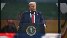 Тръмп заплаши: Ако Иран нападне САЩ, върху него ще се стовари цялата ни мощ