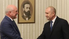 Президентът и премиерът честитиха 1 юни на децата