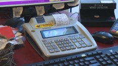 Над 20 търговски обекта са запечатани от НАП  