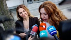 Шефката на митниците имала данни, че парите от кокаина, хванат в Бургас, са били за купуване на избори