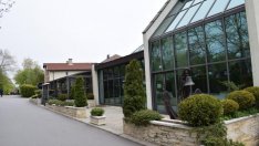 Канят варненските журналисти на вечеря в ресторанта на кмета, ще ги подготвят за евровота