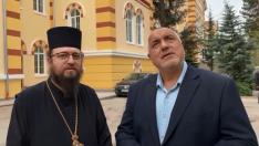 Борисов отиде за Великден при поповете... нападна Радев и Слави (ВИДЕО)