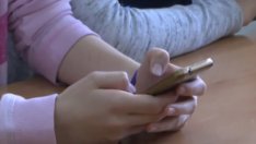 Внесоха в НС проект за забрана на достъпа до социални мрежи за деца до 16 г. и без смартфони в училище