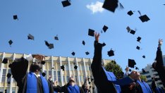 Наградиха отличници от випуск 2023 на ВВМУ „Н. Вапцаров“