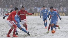 ЦСКА и Левски с нулево равенство в снега