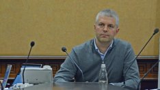 След урагана: Кметът гледа с дрон покривите на сгради във Варна