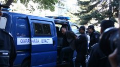 Иван Славков и сие влизат в затвора