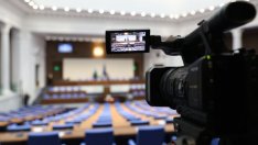 Ще събере ли подкрепа кабинетът "Желязков" (НА ЖИВО)