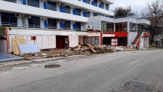 Премахнаха незаконни бараки в "Златни пясъци"