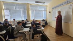 Прокурори образоваха варненски ученици за употребата на вейпове и наркотици