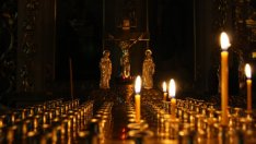 Честваме паметта на свети Йеротей, Атински епископ, и на светите мъченици Гай, Фавст, Евсевий и Херимон