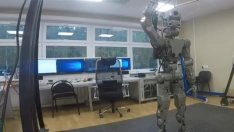 Роскосмос праща робота Фьодор към МКС