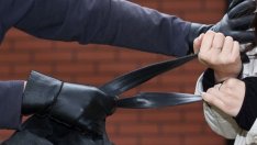 Съдят нагъл грабител, нападнал и обрал жена във Варна