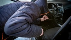 Автоджамбаз от Варна открадна X5-ца на бургазлия