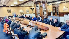 Кризисният щаб работи по отстраняването на последиците от урагана във Варна