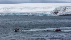 Полярният ни кораб спаси испанци и канадци в беда