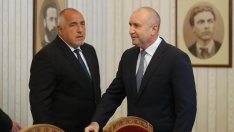 Борисов в атака: Пътуванията на Радев са екзотични, не носят нищо