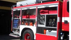 Пожар във варненска строителна борса унищожи барака и каравана