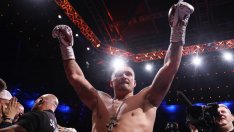 Олександър Усик отново е абсолютен световен шампион