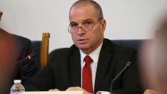 Гроздан Караджов: Обмяната на лева в евро преминават безпроблемно в пощите