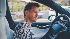 Солени глоби и отнемане на книжки за шофьорите в Гърция