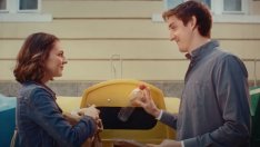 Темата за рециклирането оживява във вдъхновяваща любовна история