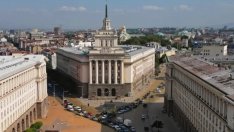 Вижте кои са предполагаемите министри в кабинета с първия мандат