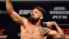 Боец от UFC нокаутира нахалник, опитващ да закача жена му (ВИДЕО)