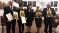 МОН отличи директора на Руското училище във Варна