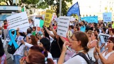 Спешните медици излизат на протест