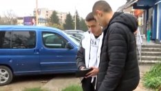 Браво, момчета! Без да се замислят ученици върнаха портмоне с пари ВИДЕО