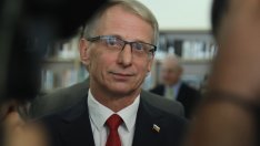 Ще получат ли пенсионерите коледни надбавки тази година? Вижте какво каза премиерът