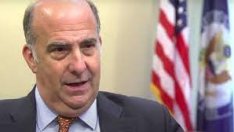 От Хаити та в София, САЩ ни пращат нов посланик, Мустафа стяга багажа