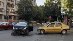 Тежка катастрофа рано сутринта във Варна