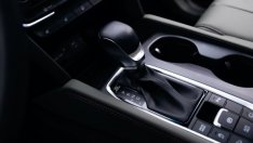 Шах и мат! Автоматикът на колата ни придърпва. Колко ли още ще изкара?