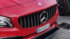 Другото лице: Богатите бежанци по Черноморието ходят на ресторанти!