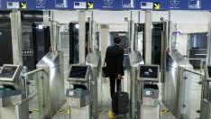 ЕС предвижда паспортните проверки по границите да бъдат само с машина