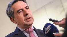 Плевнелиев: Правителствата се свалят в София, но се избират в страната