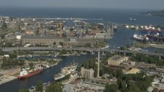 Работници от пристанище Варна-Запад се вдигат на протест