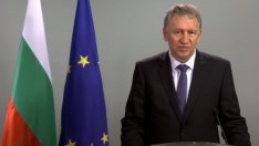 Прокуратурата погна Кацаров за децата с COVID-19