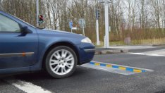 "Легнал полицай", който обаче потъва! Капанът срещу джигитите ВИДЕО