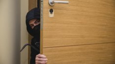 Сгащиха жител на Каменар да краде от жилище в центъра на Варна
