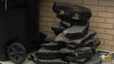 Полегнал полицай – на парчета!? Мъж избесня, грабна кирката и го натроши