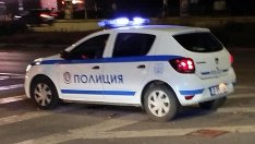 Спипаха жена и четирима мъже с наркотици във Варна