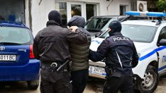 33-ма са арестувани при акция във Варна