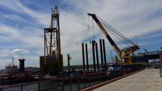 В ход е строежът на Кримския мост, който ще бъде най-дългият в Русия