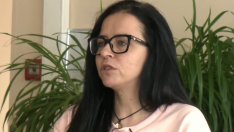 Разследват инфлуенсърка, подбуждалa към насилие над жени