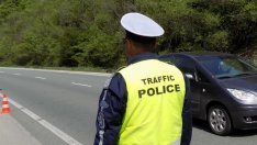 Спипаха 35-годишен да кара без книжка във Варненско