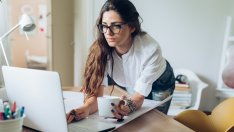 Над 2 000 варненци подадоха предварително попълнени данъчни декларации