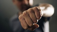 Закоравял затворник преби жестоко мъж в село край Варна